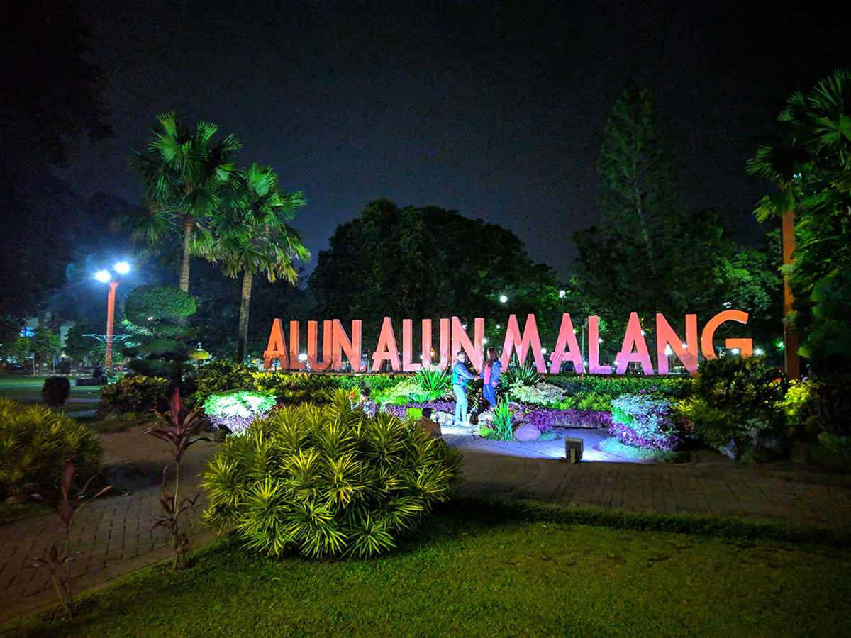 Read more about the article Alun-alun Malang