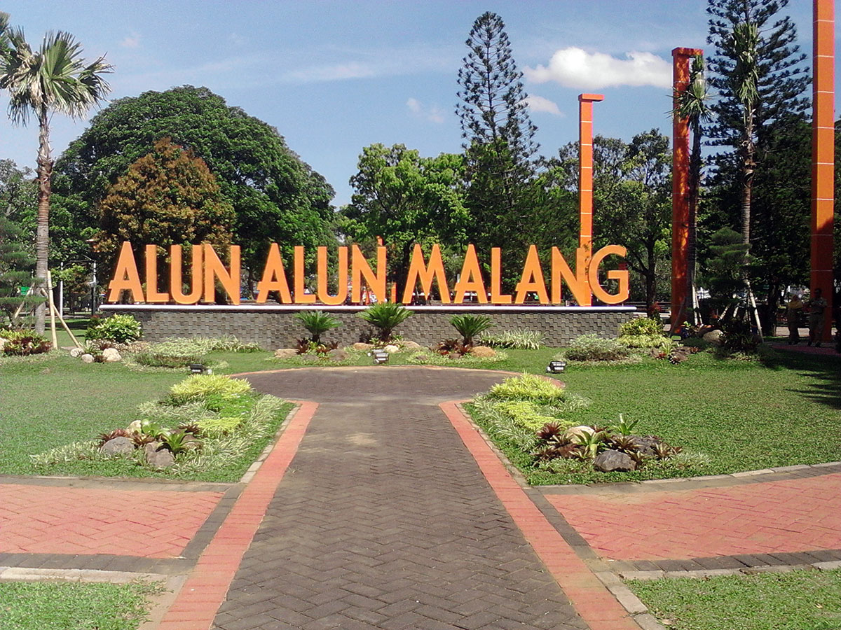 Lokasi Wisata Alun-alun Malang